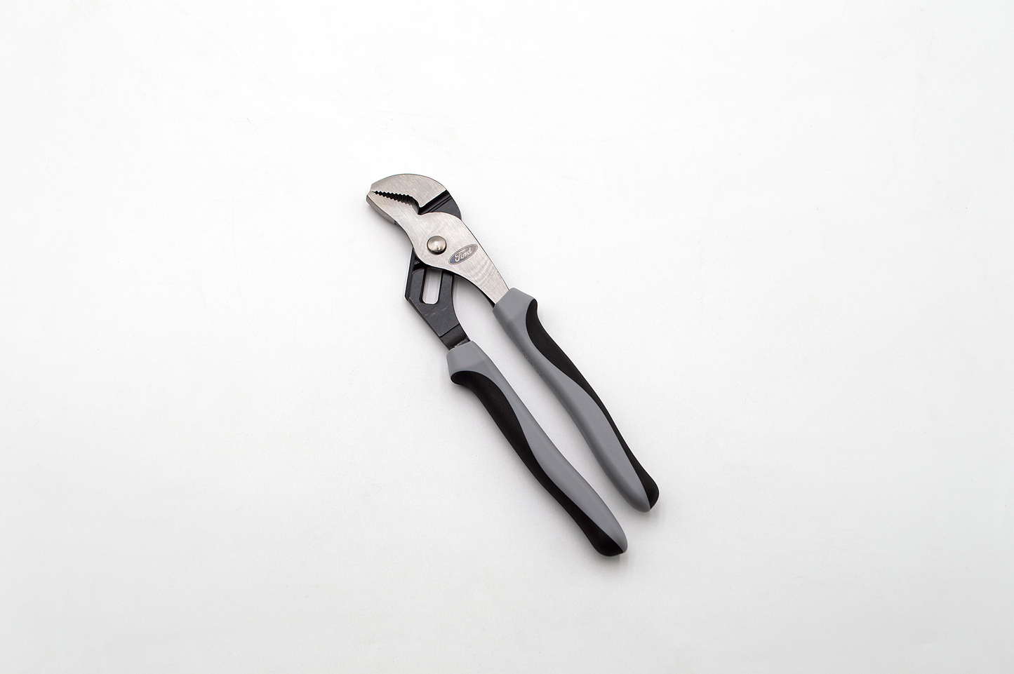 10" GROOVE JOINT PLIER