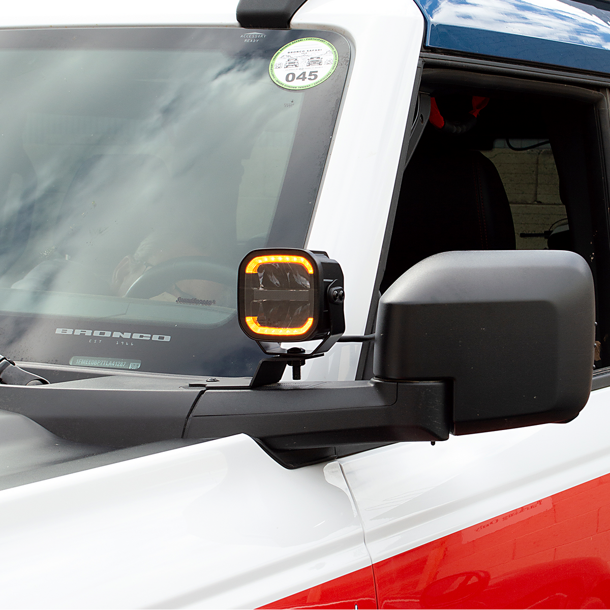3.8-Inch LED Driving Light with Dynamic DRL